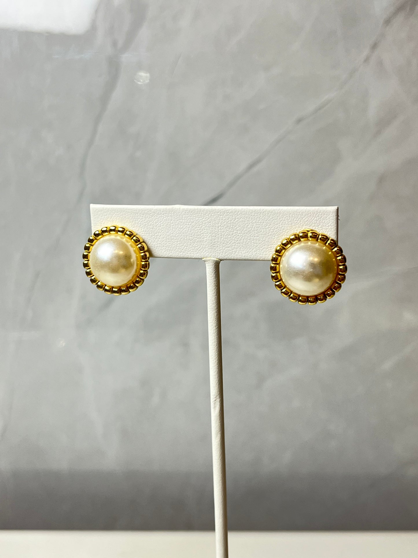 Aretes Perla Dorado
