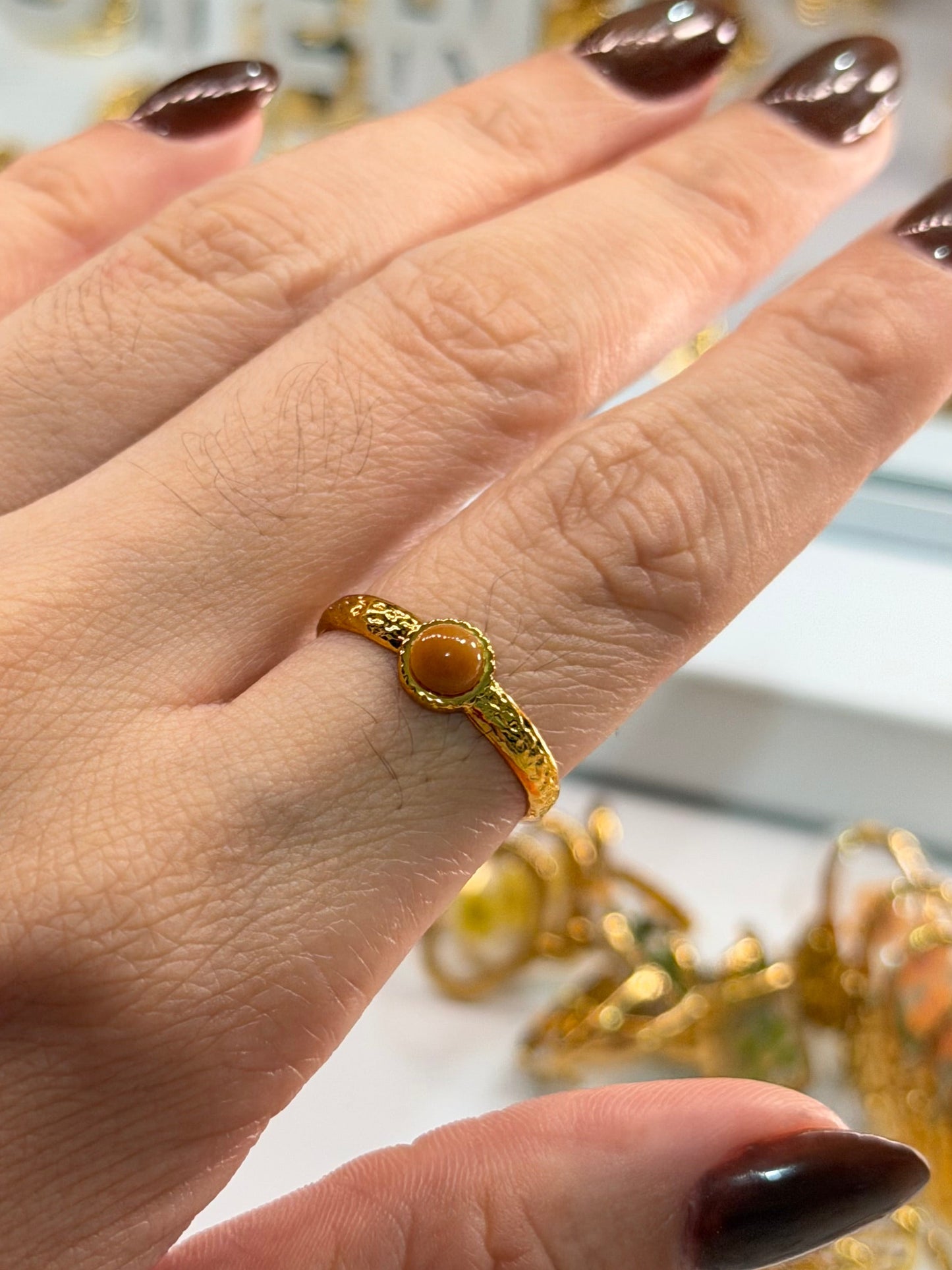 Anillo mini piedra naranja