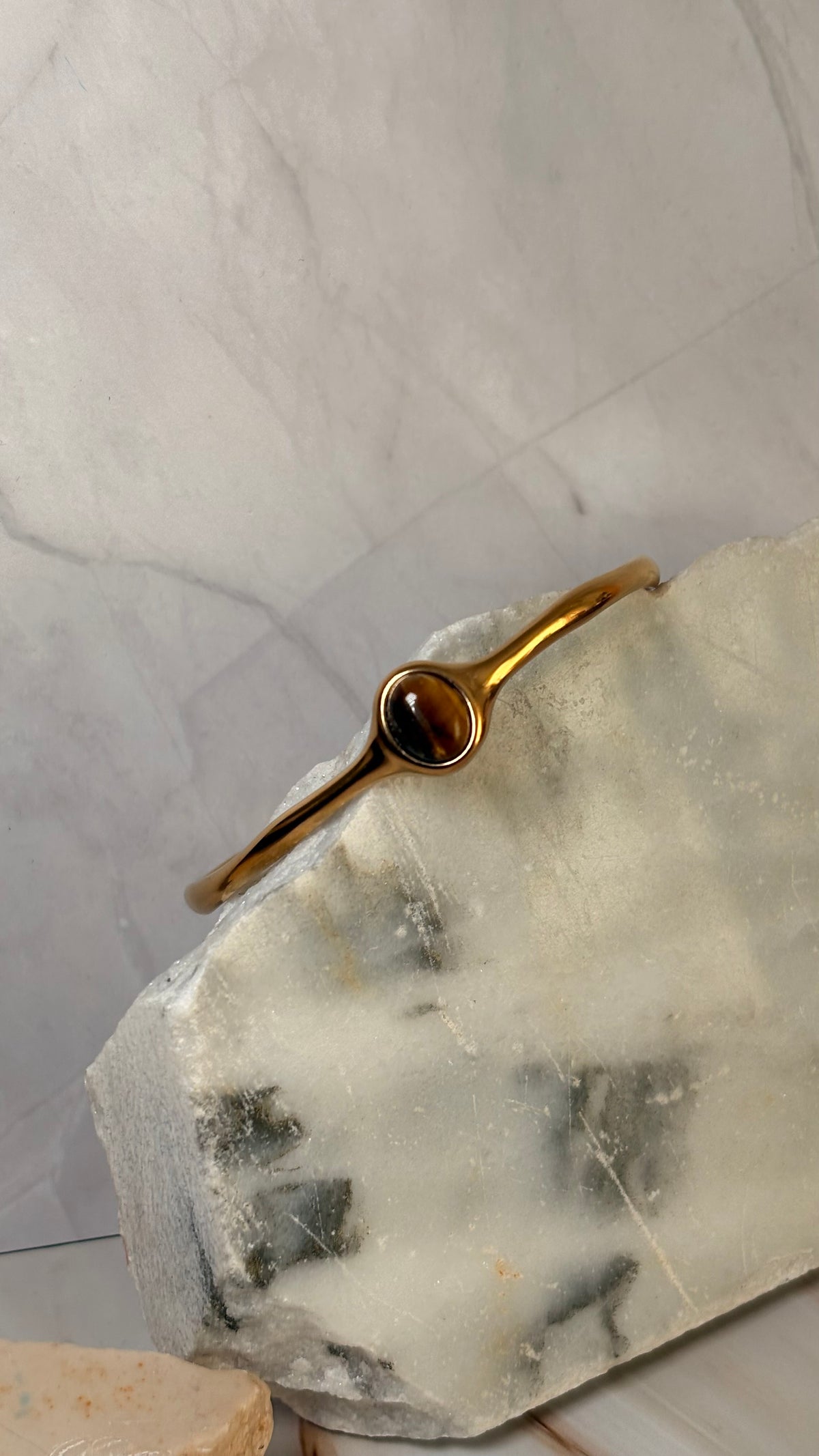 Brazalete piedra café