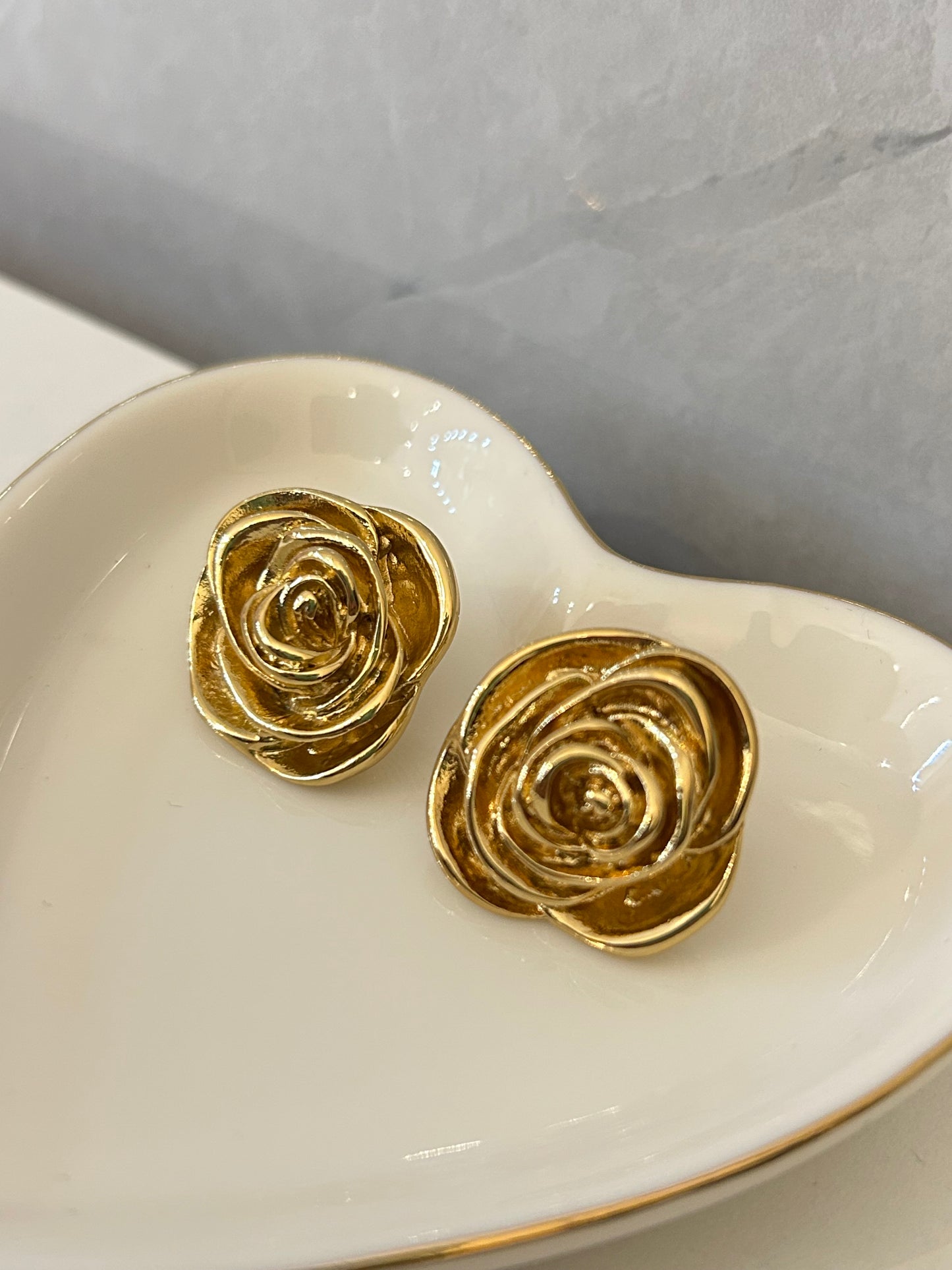 Aretes rosa dorada