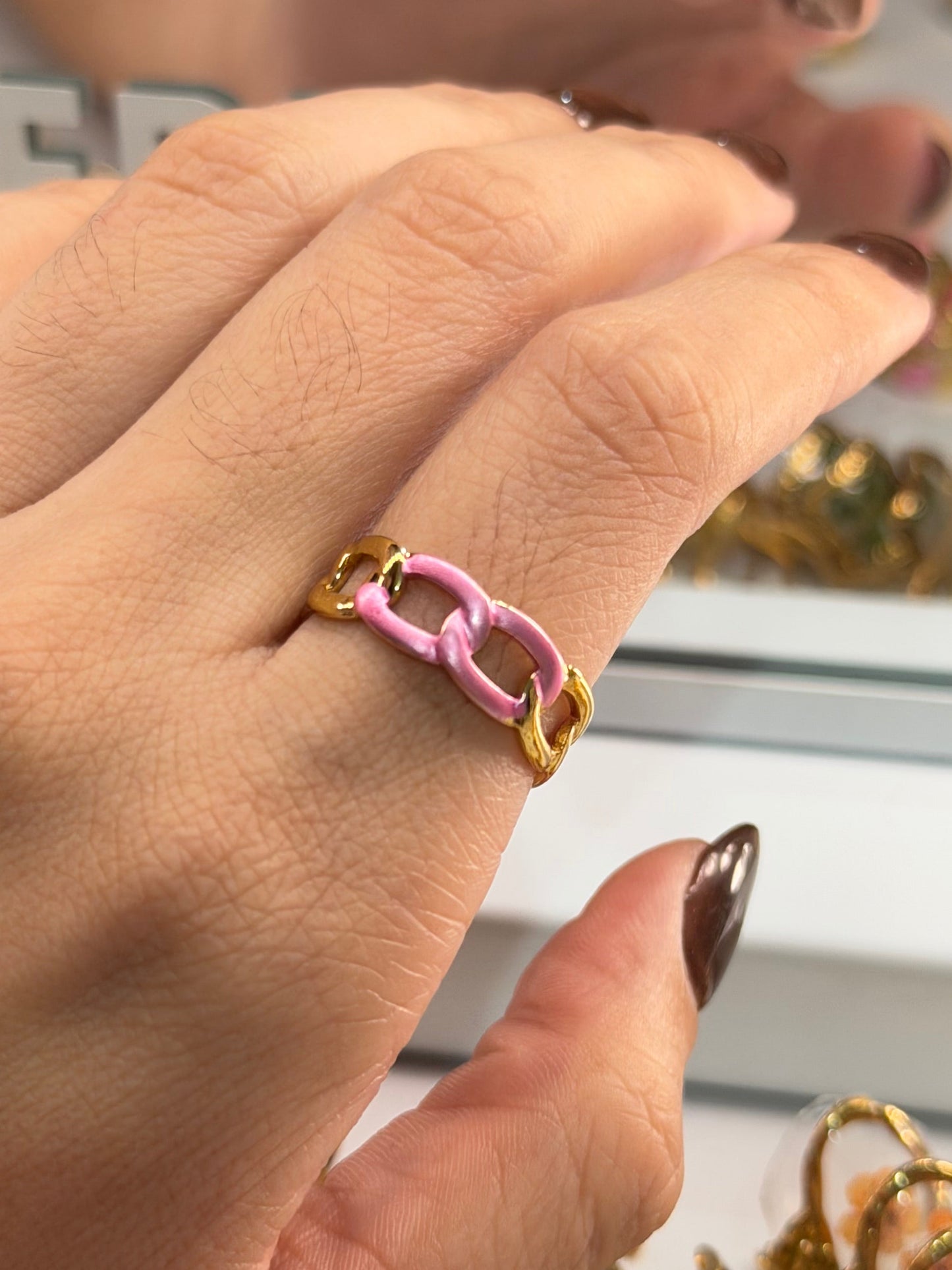 Anillo cadena rosado dorado