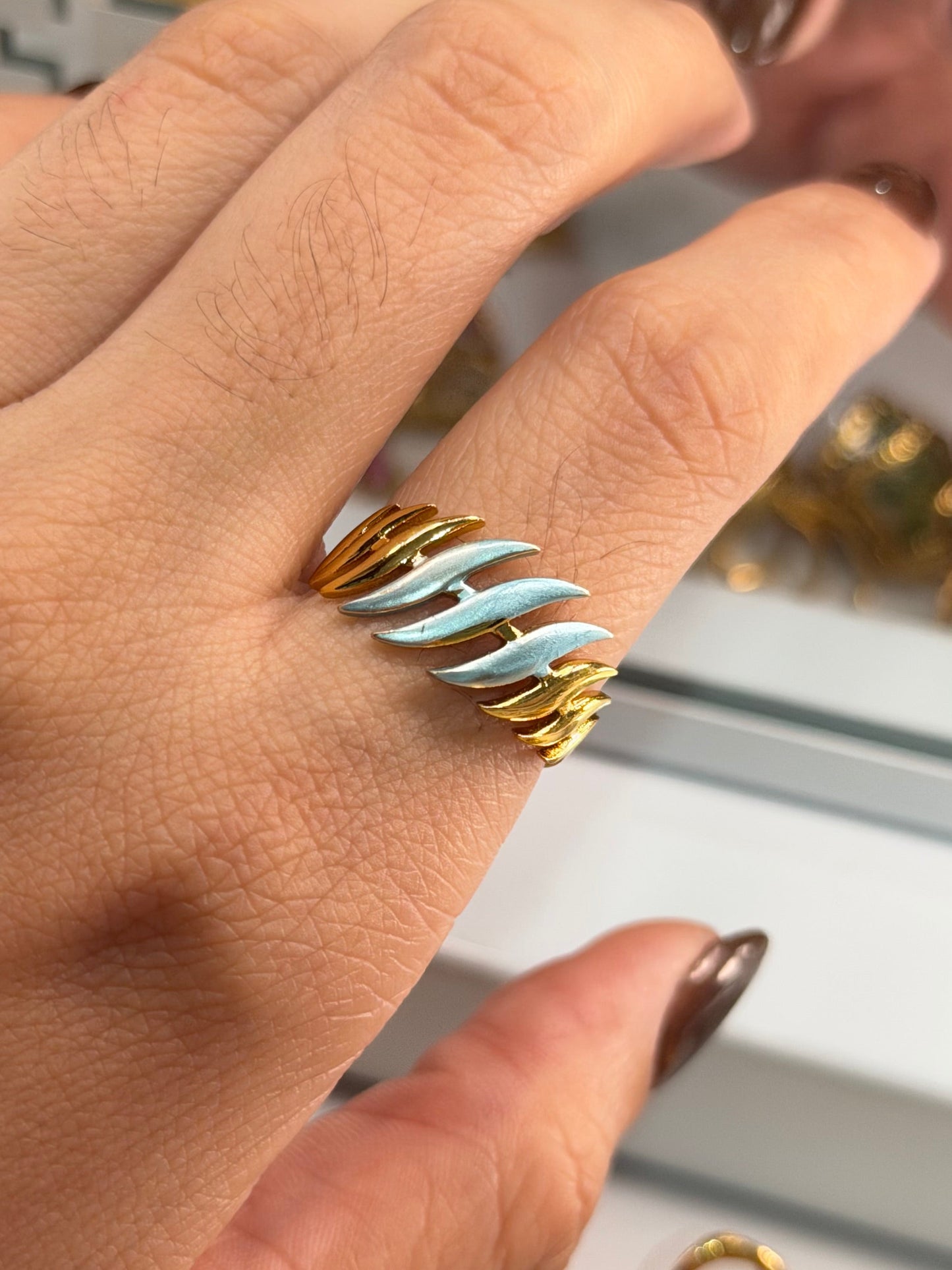 Anillo plumas azul