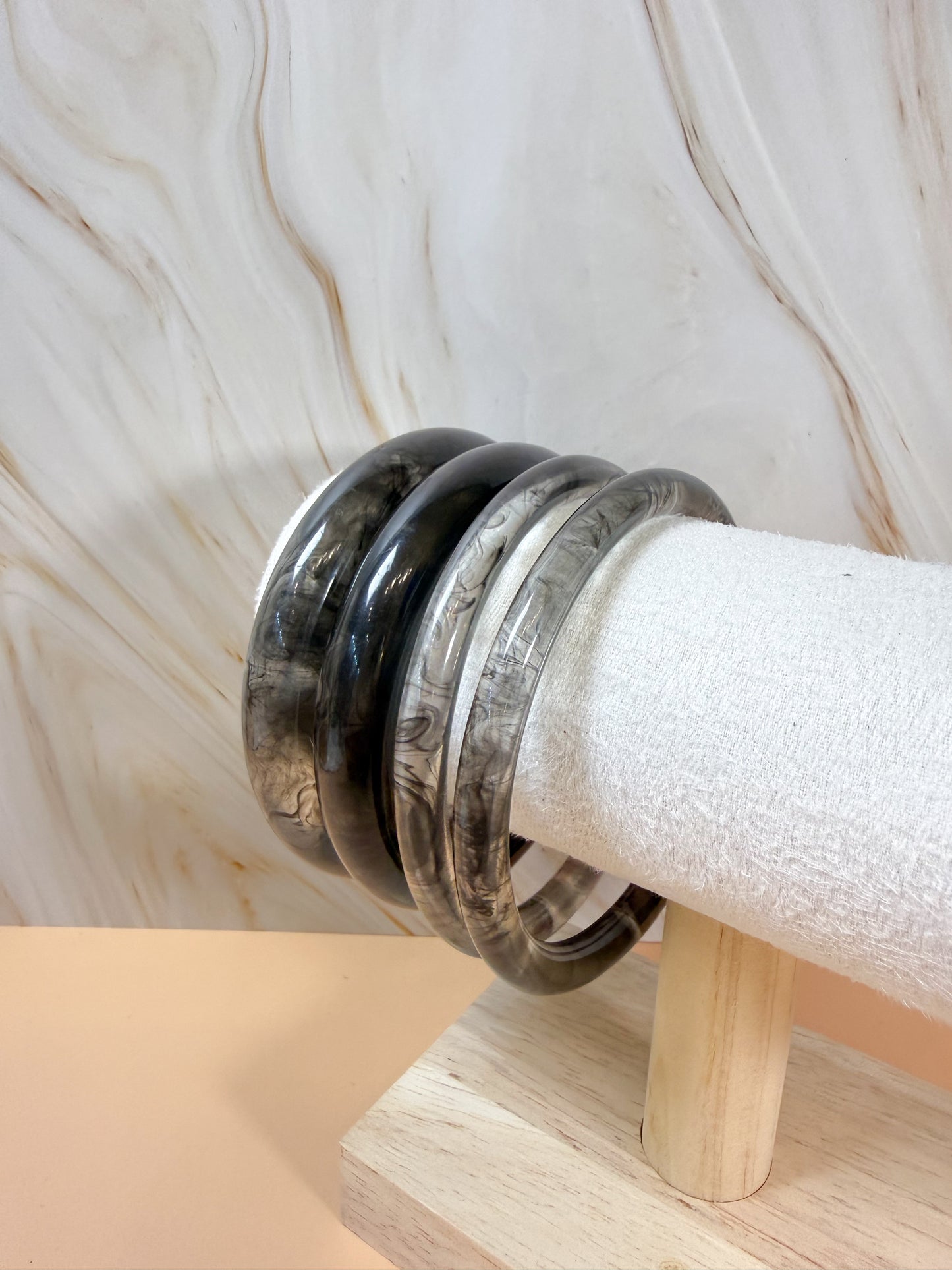 Brazaletes mármol negro