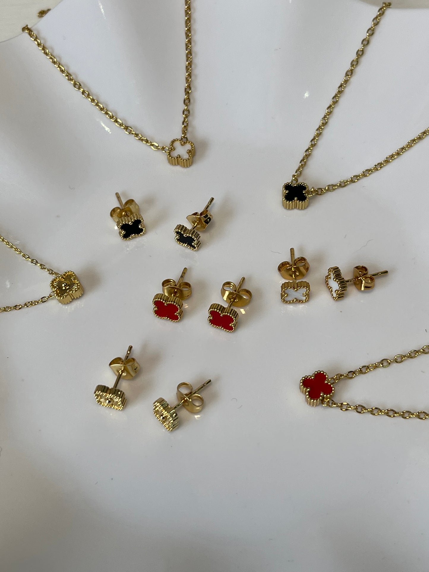 Aretes VC rojo mini