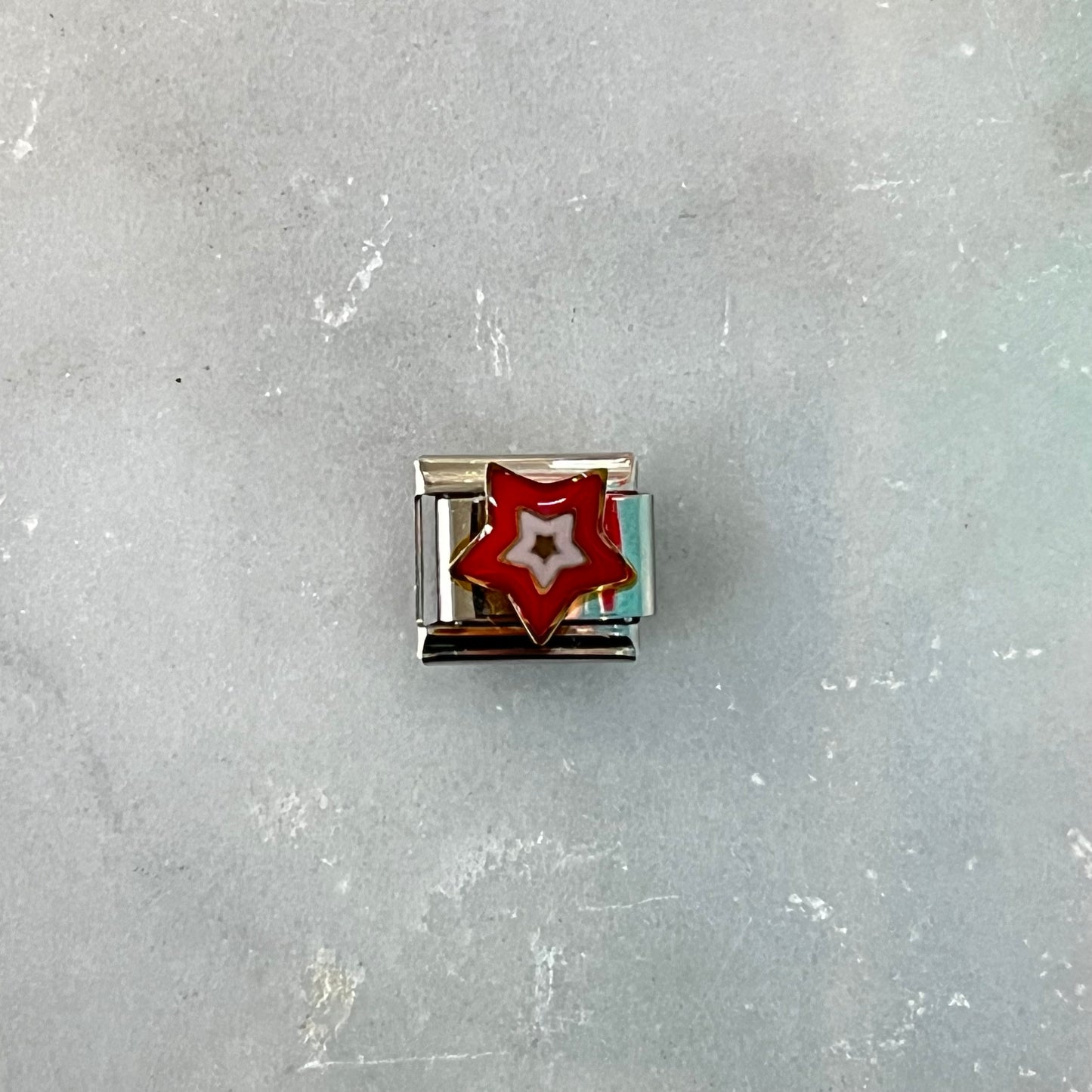 Charm Red Star