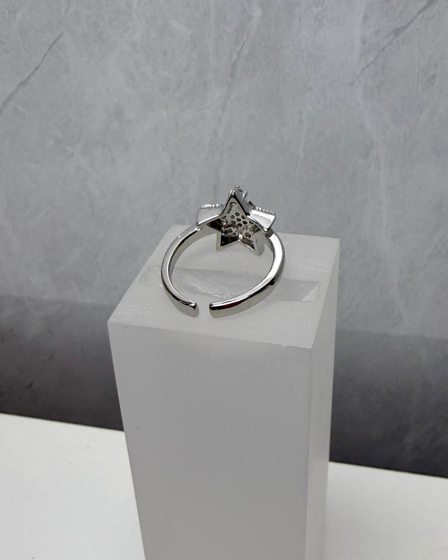 Anillo Estrella con cristales