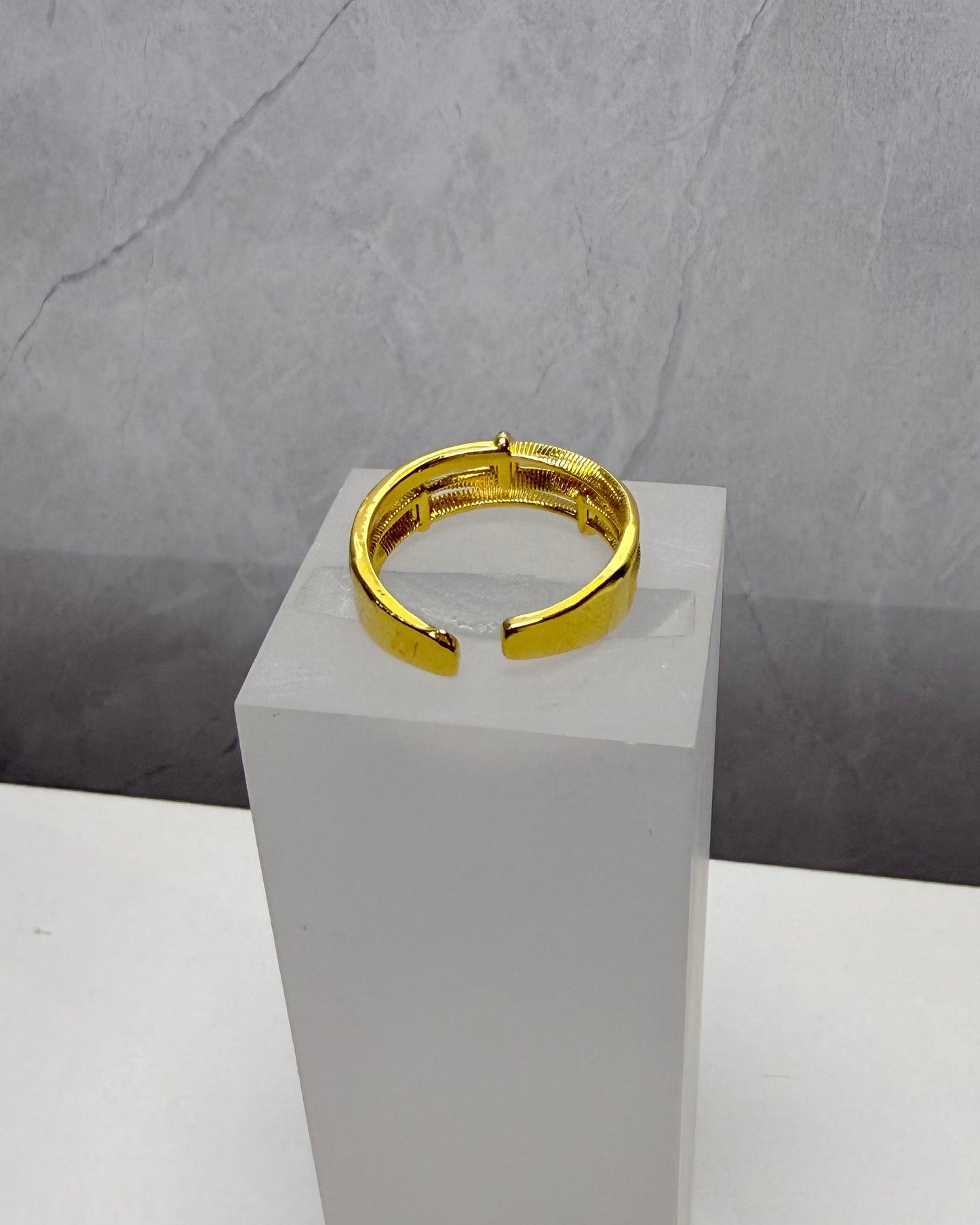 Anillo Small crystals