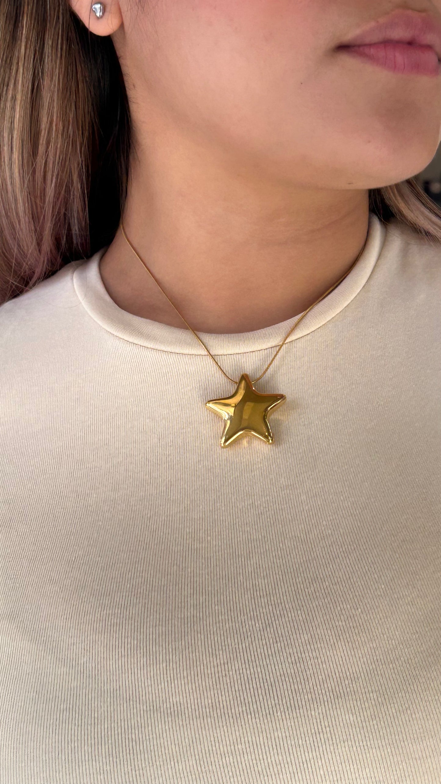 Collar Estrella Xl Globo Dorado