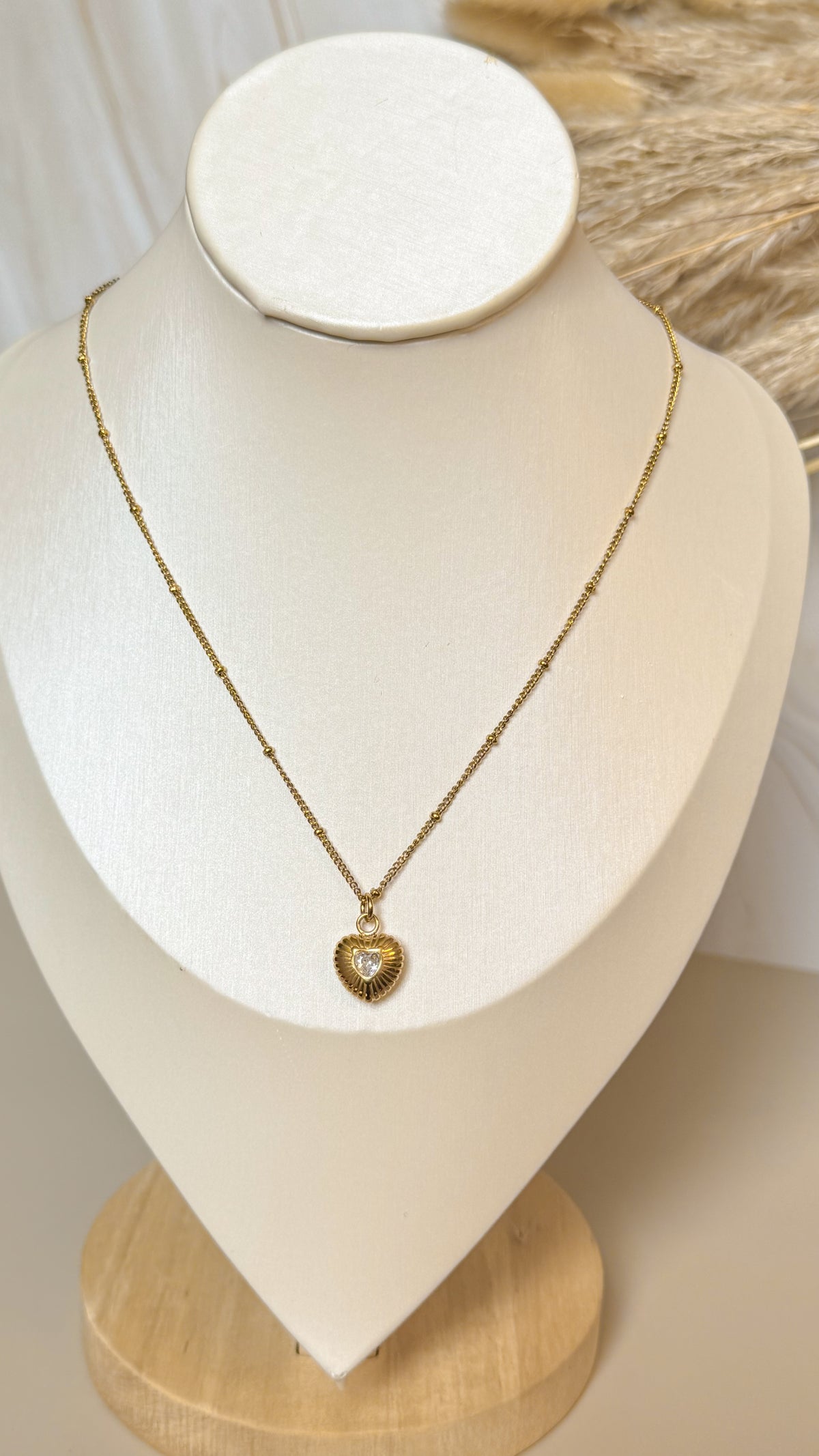 Collar Corazón Cristal Dorado