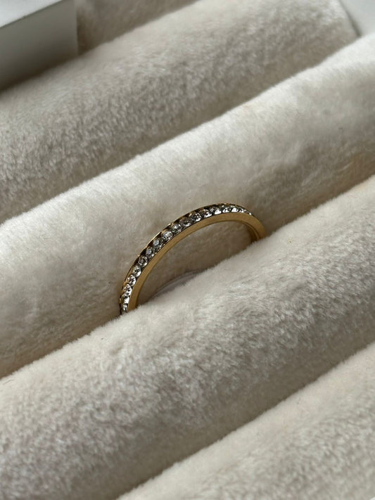 Anillo brillitos dorado