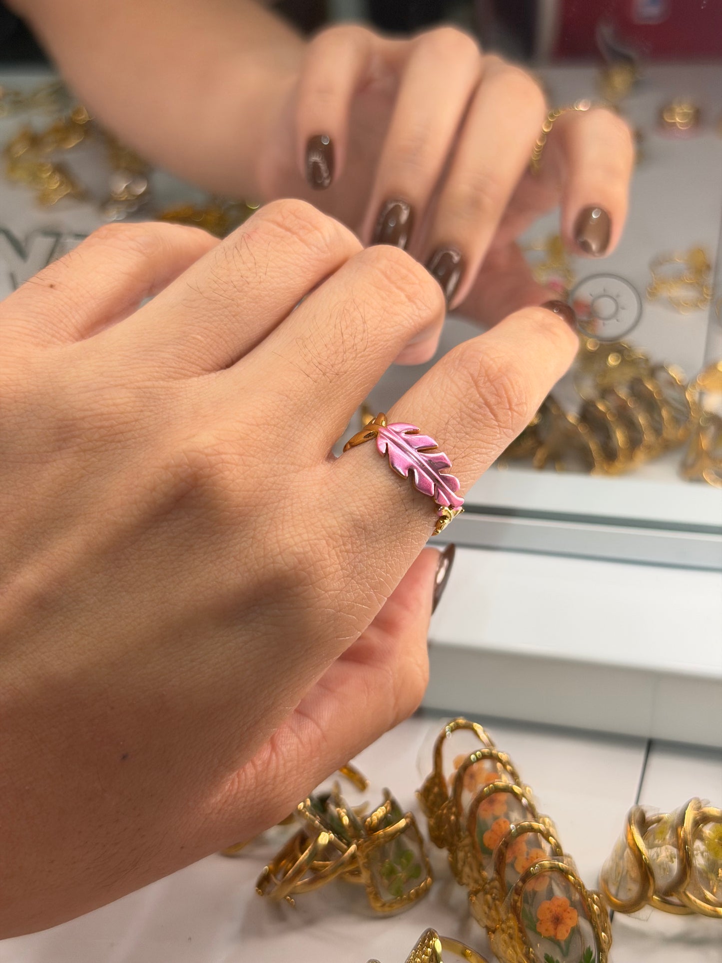 Anillo pluma rosa