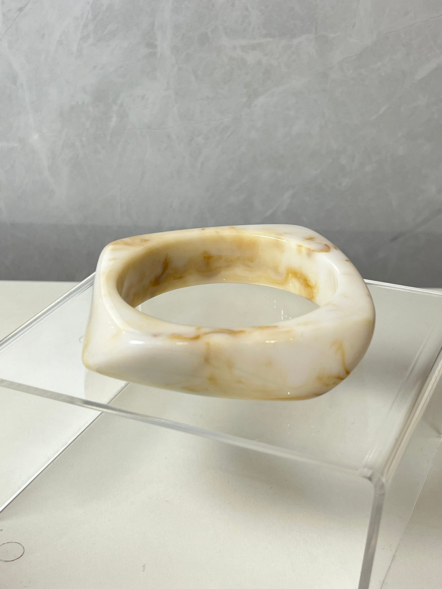 Pulsera White Acrylic