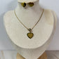 Collar & Aretes corazón dorado
