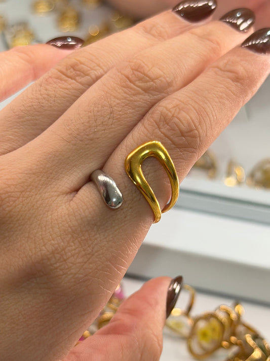 Anillo bicolor espiral