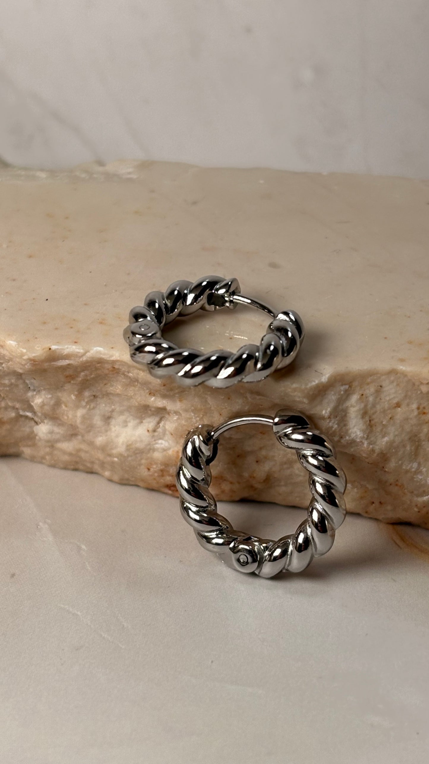 arracadas mini entorchada plata