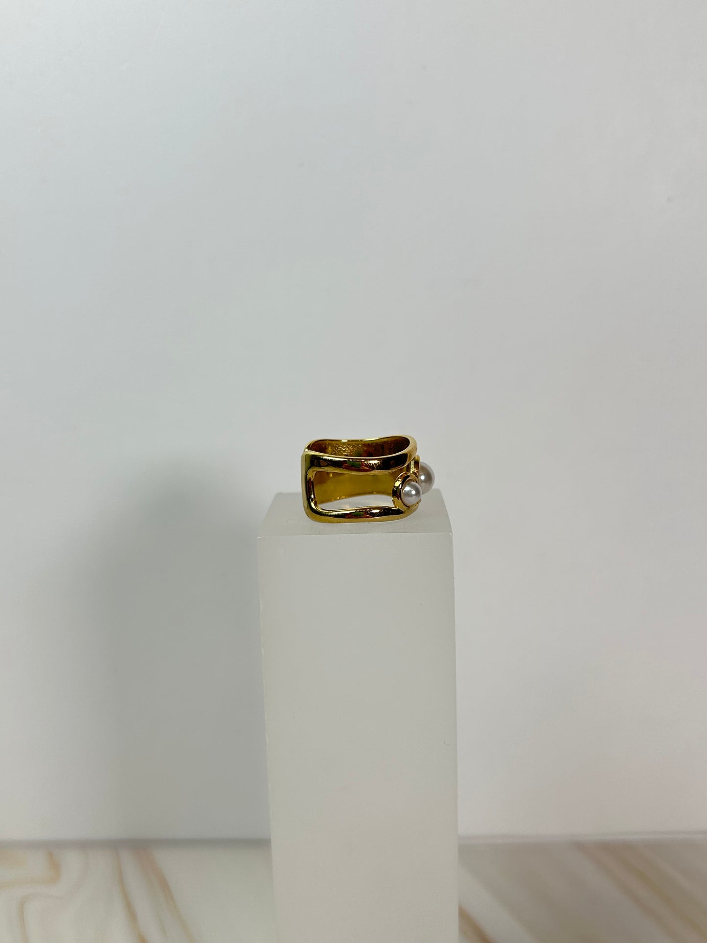 Anillo perlas