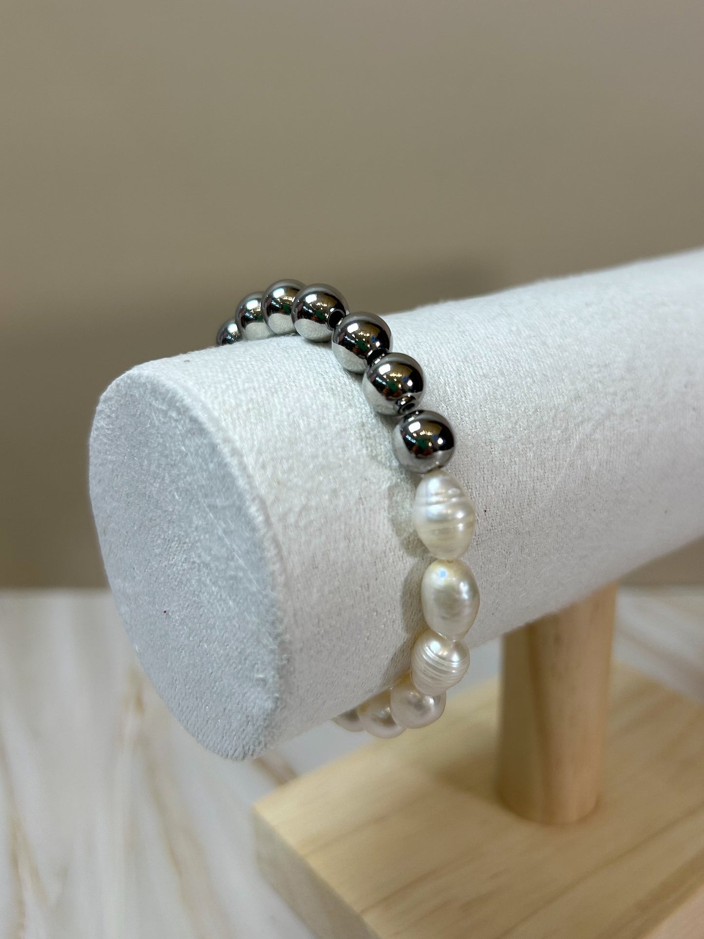 Pulsera Silver pearls