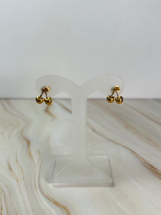 Aretes cereza dorado