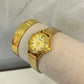Reloj circular mini dorado (fondo dorado)