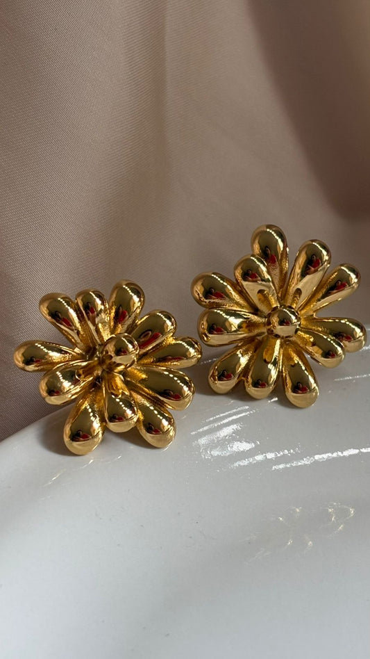 Aretes flor chunky dorado