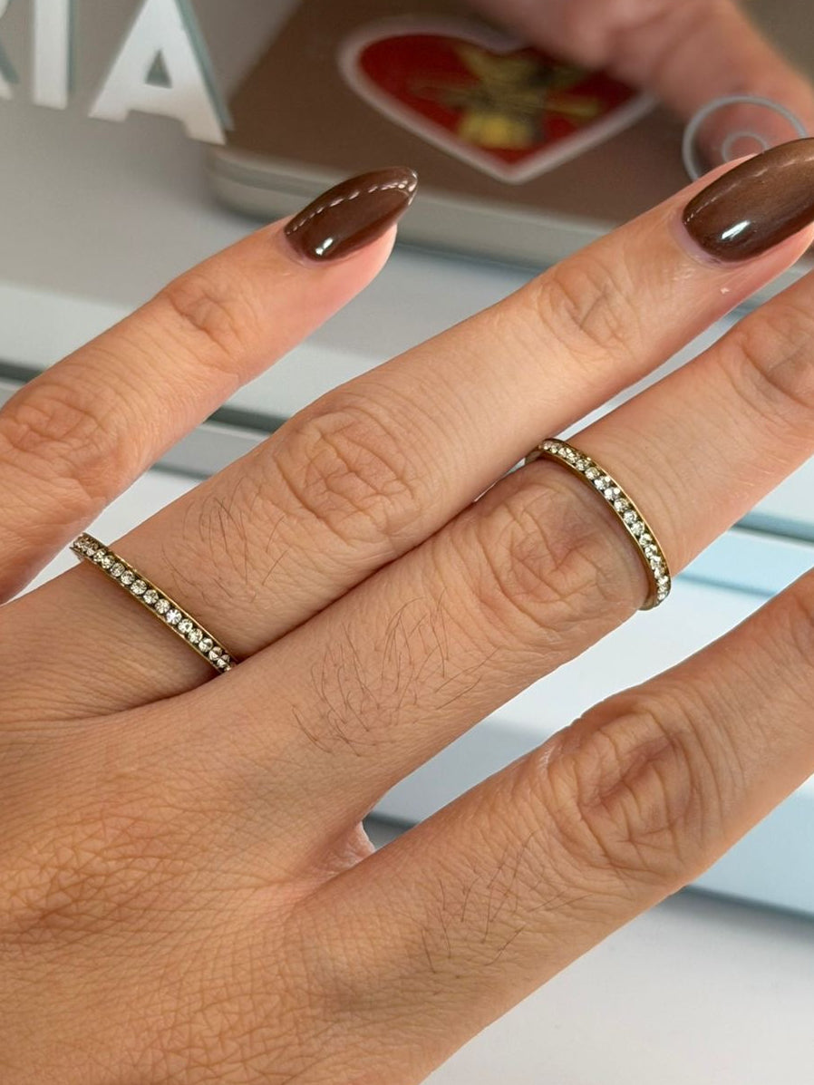 Anillo brillitos dorado