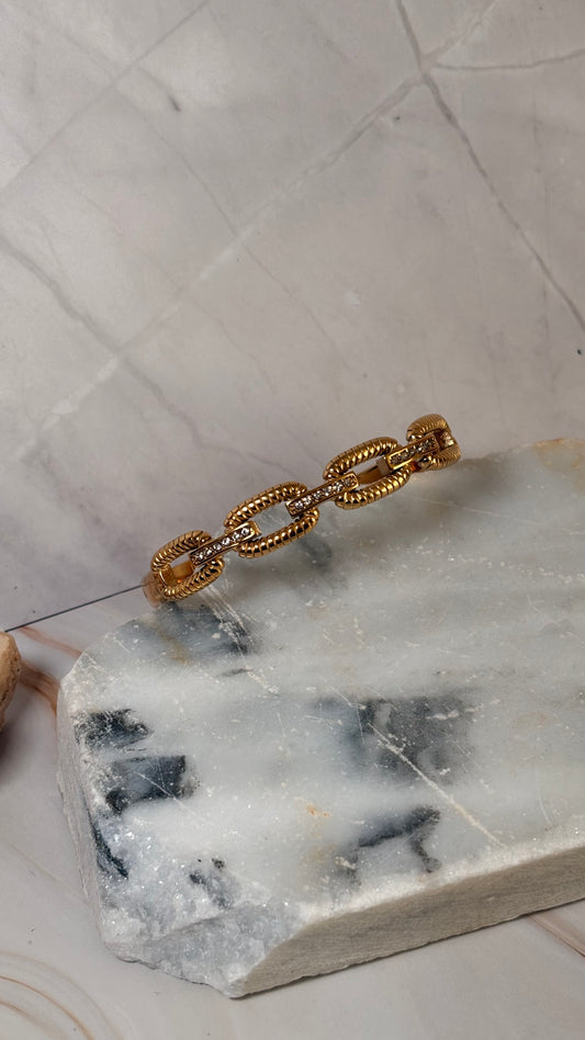 Brazalete ovalo dorado brillito