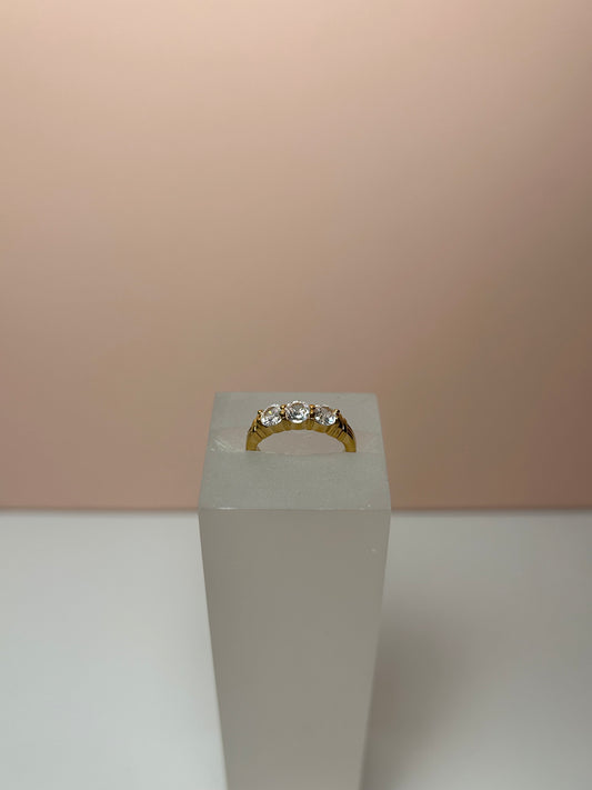 Anillo cristales triple