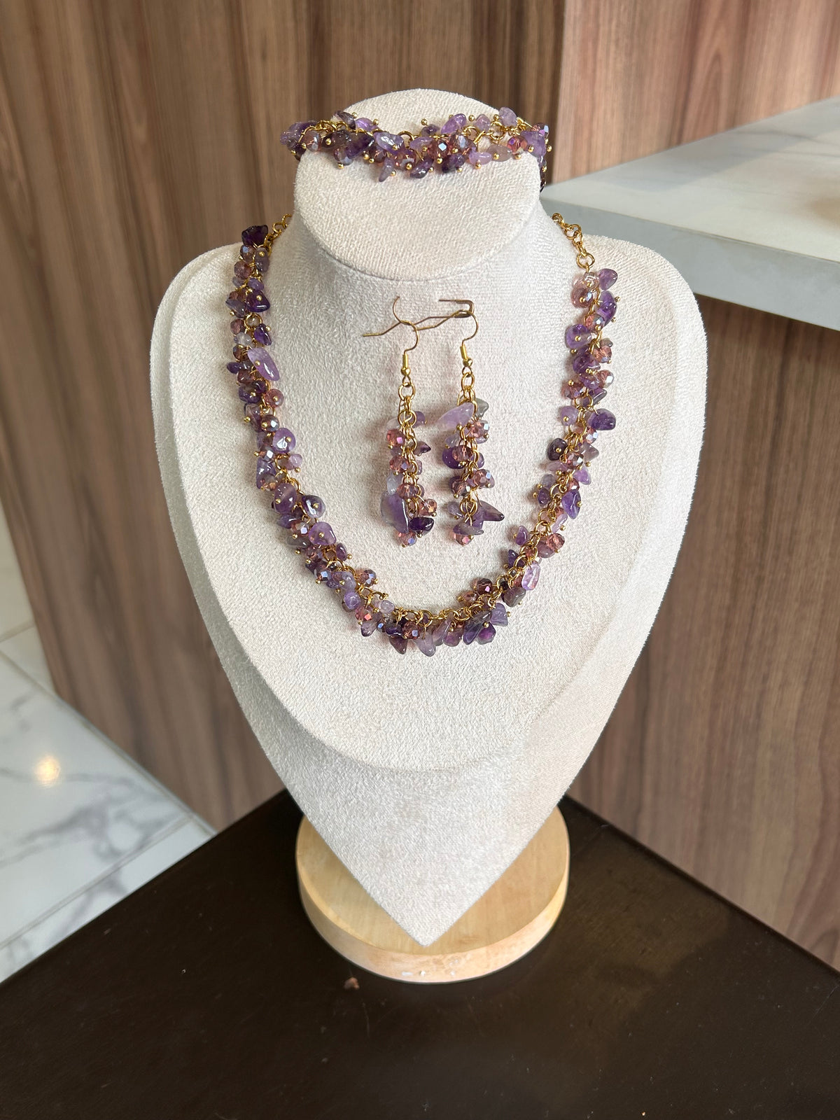 Collar & Aretes piedra hermosas