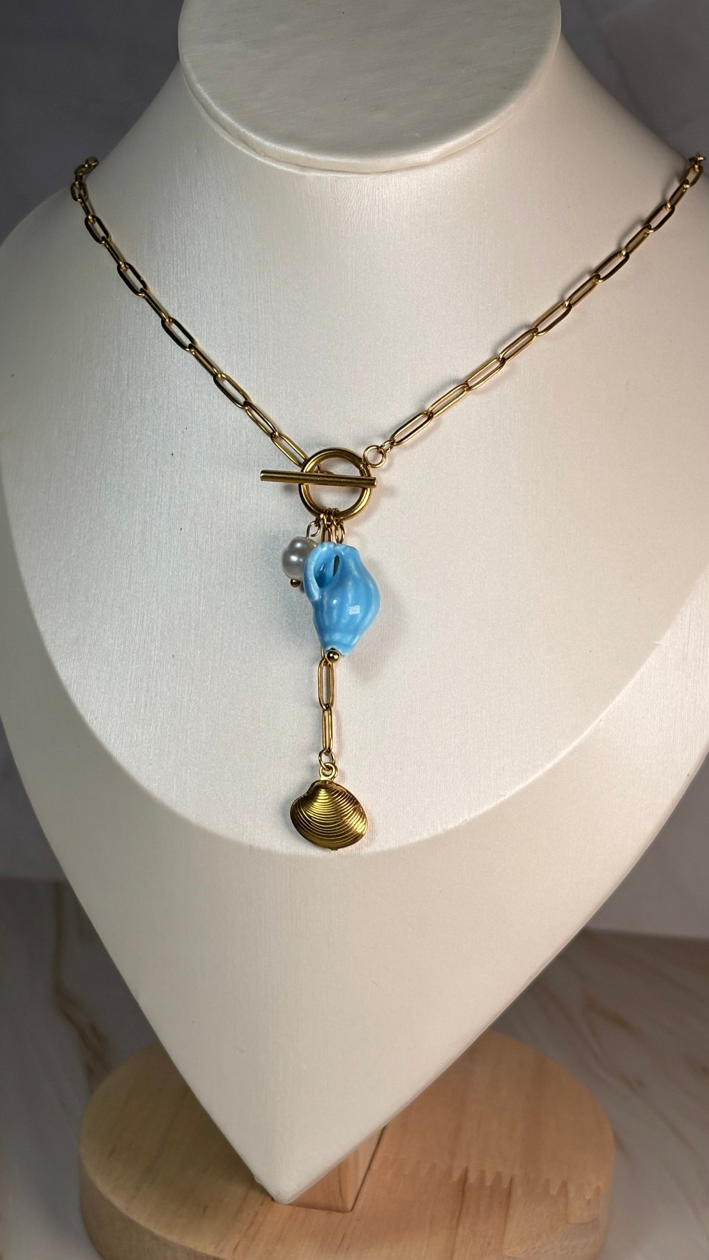 Collar concha azul chain