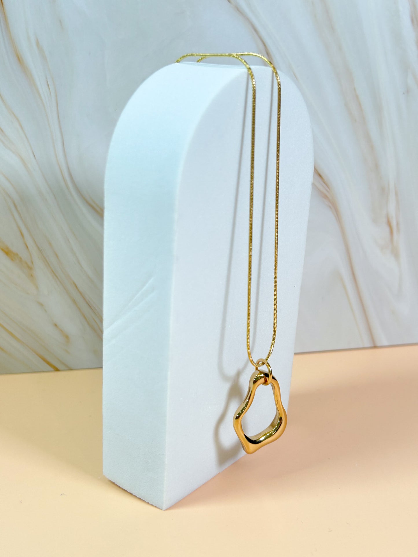 Collar Olivia irregular