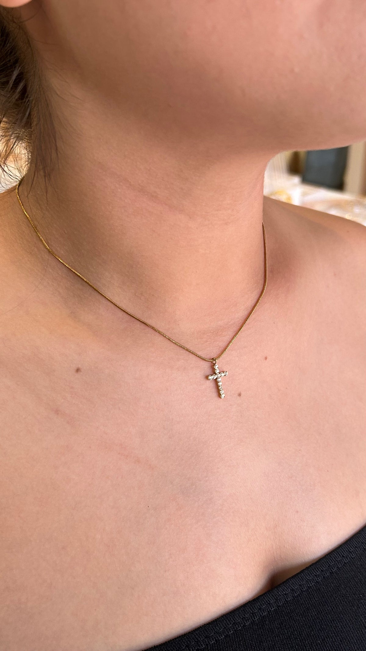 Collar Cruz Diamond Dorado