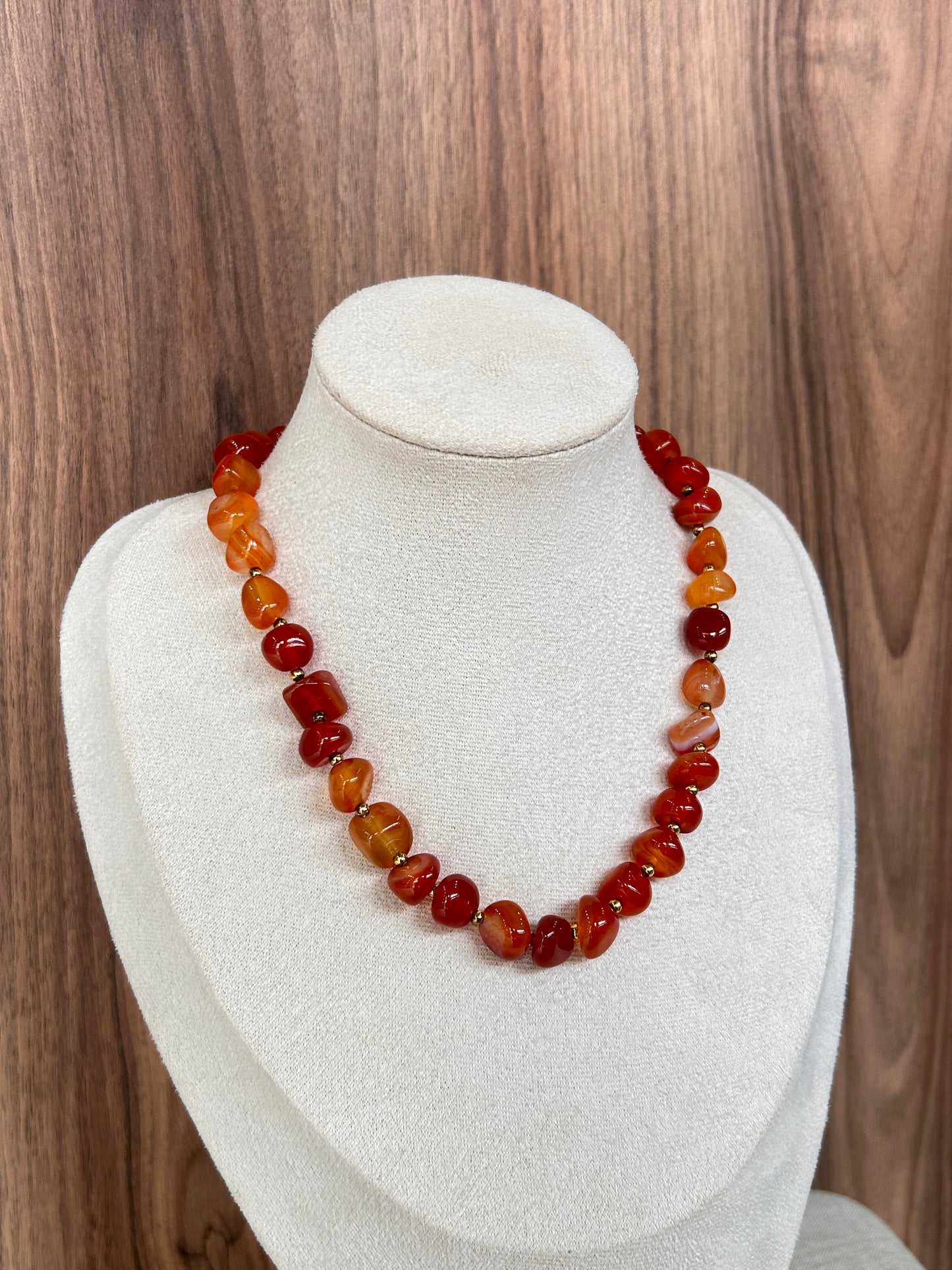Collar piedra naranja