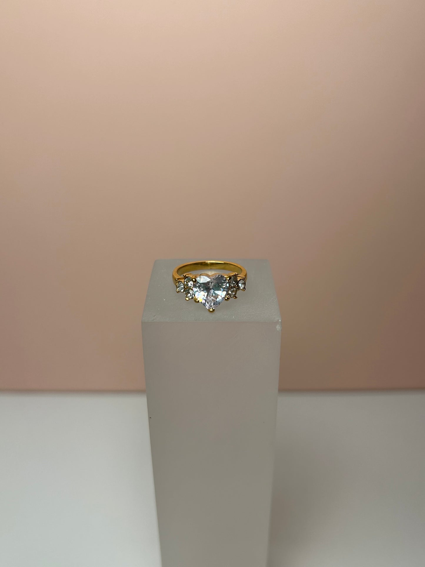 Anillo cristal corazón