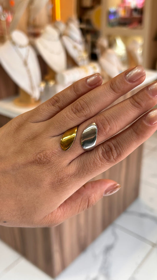 Anillo enlazado bicolor