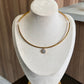Collar regido dorado piedra circular