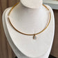 Collar regido dorado piedra gota