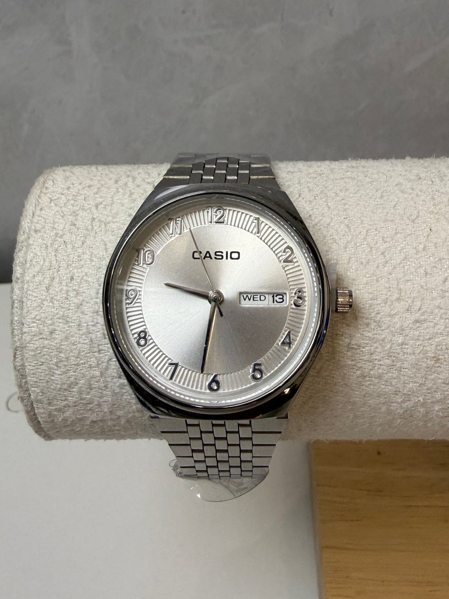 Reloj casio plata blanco