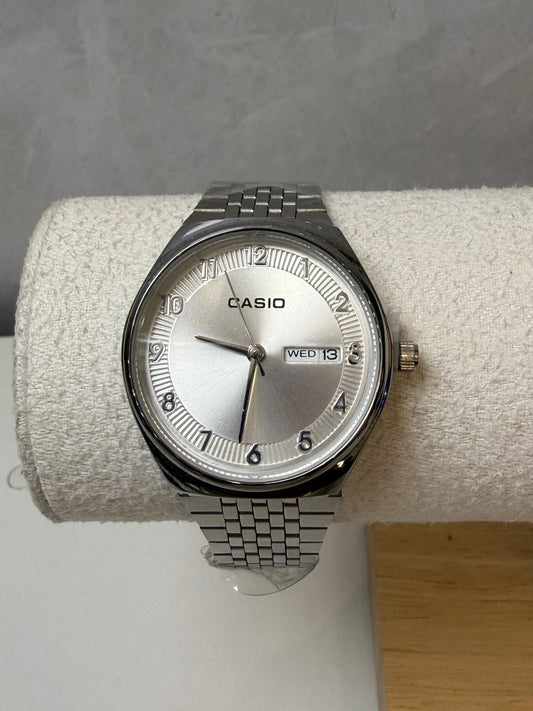 Reloj casio plata blanco