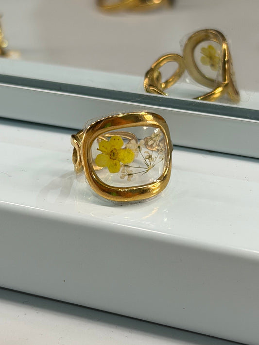 anillo flor natural amarillo