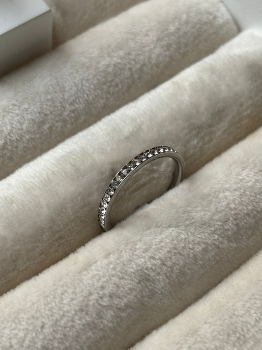 Anillo brillitos plata