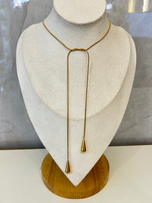 Collar Corbatero basico dorado