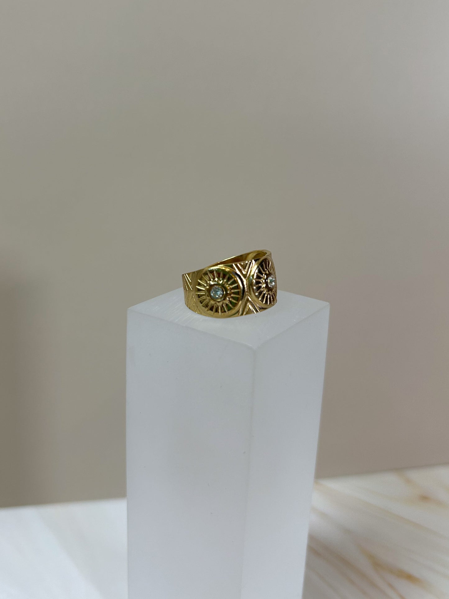 Anillo Radiante golden