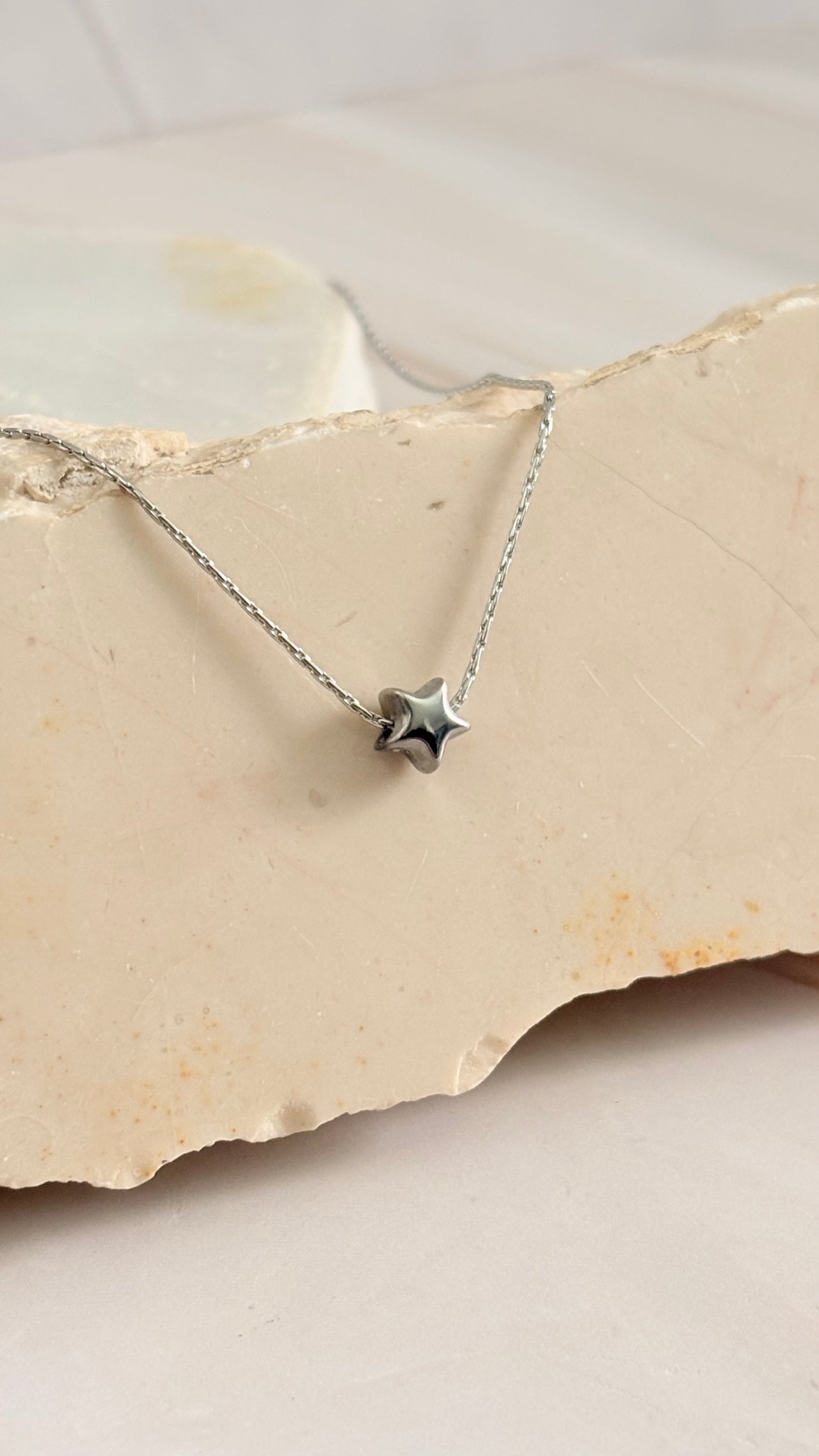 Collar mini estrella plata
