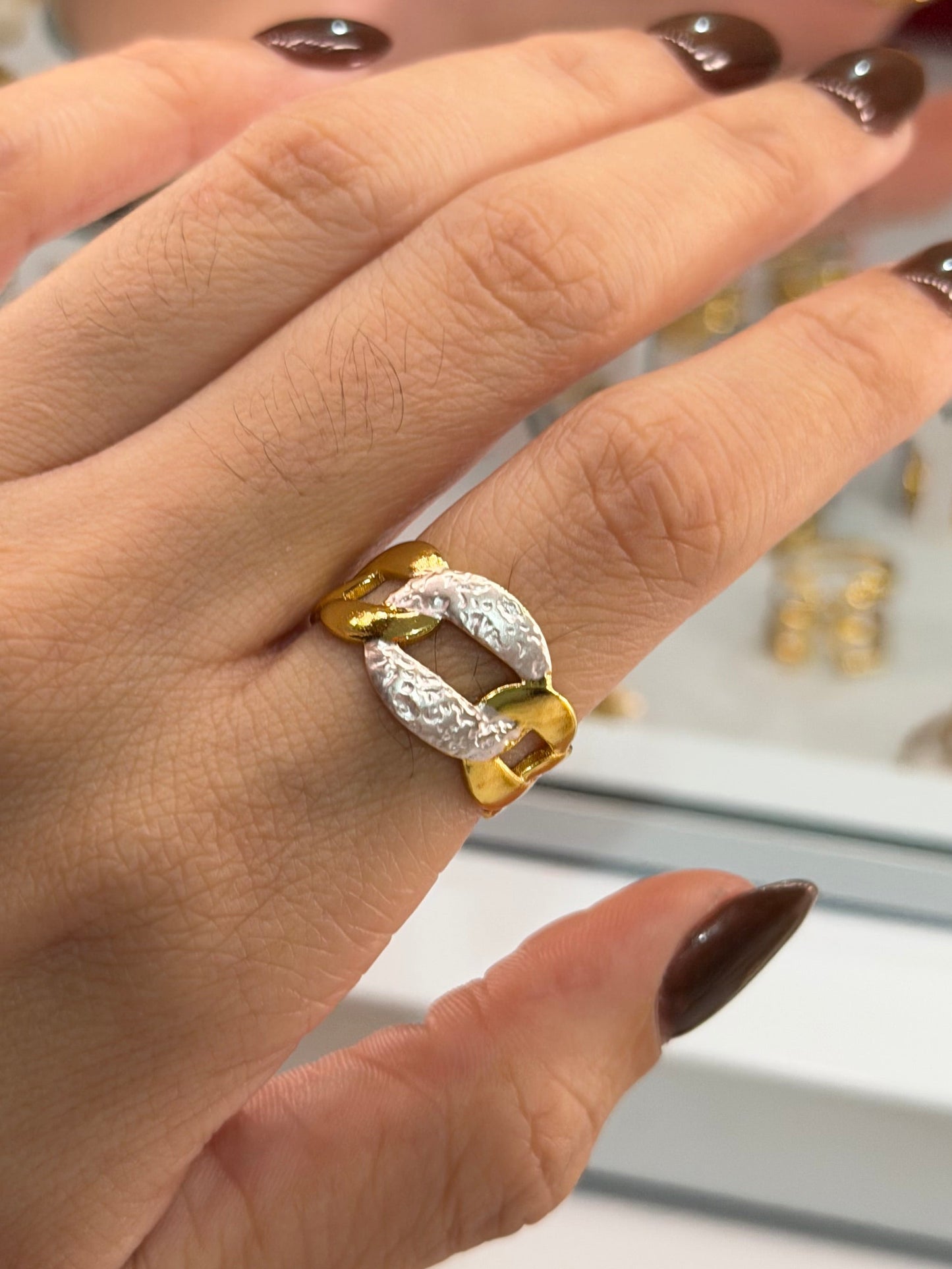 Anillo eslabones plata dorado