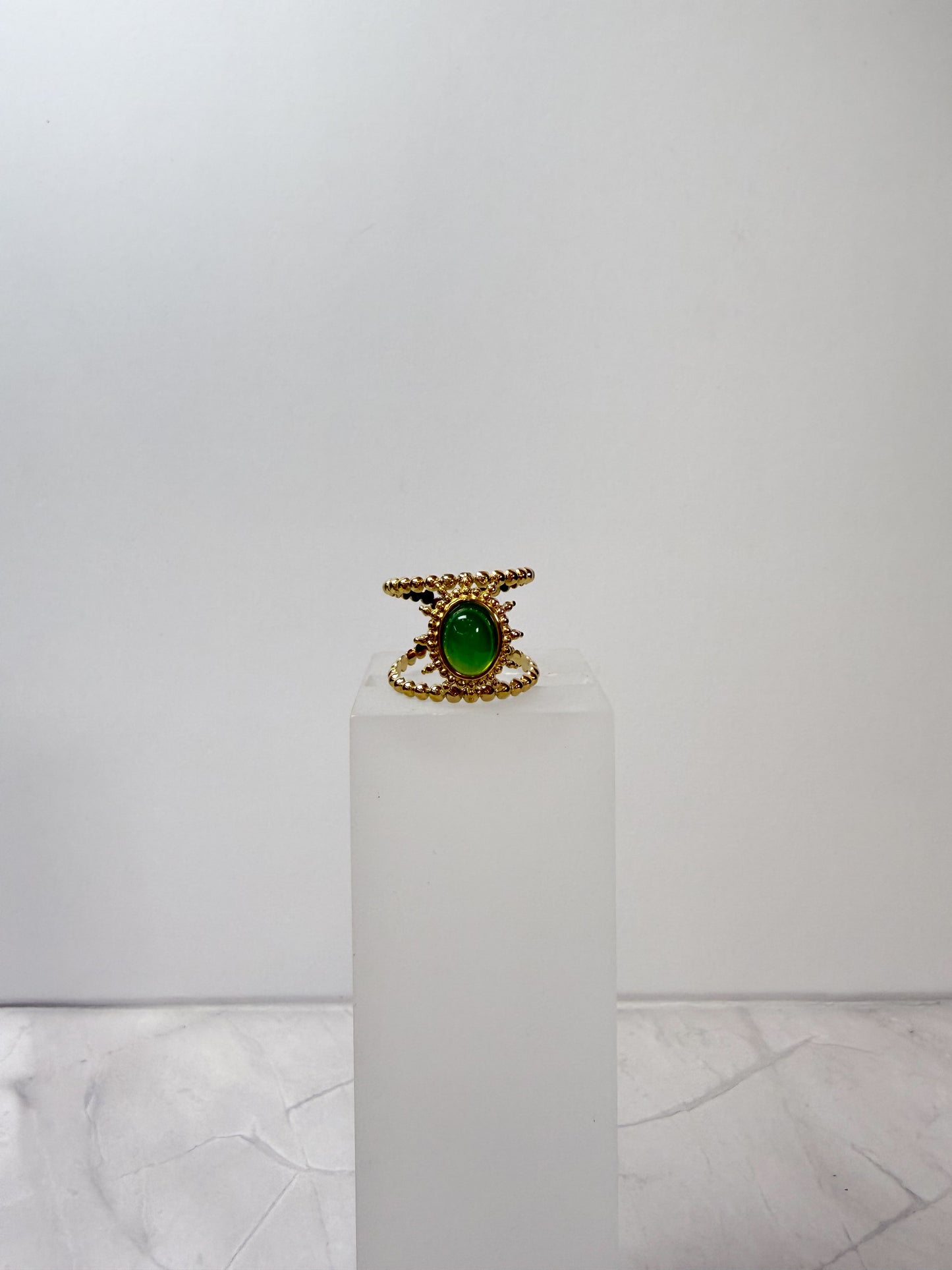 Anillo piedra verde