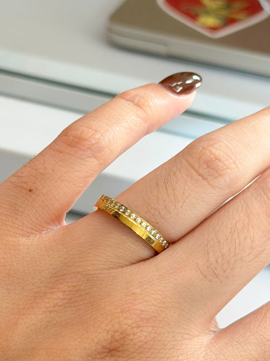 Anillo banda con brillitos