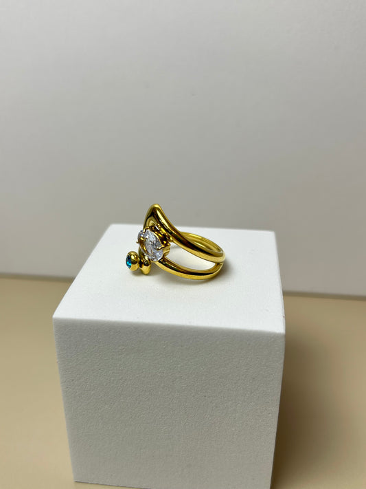 Anillo deslumbrante mar