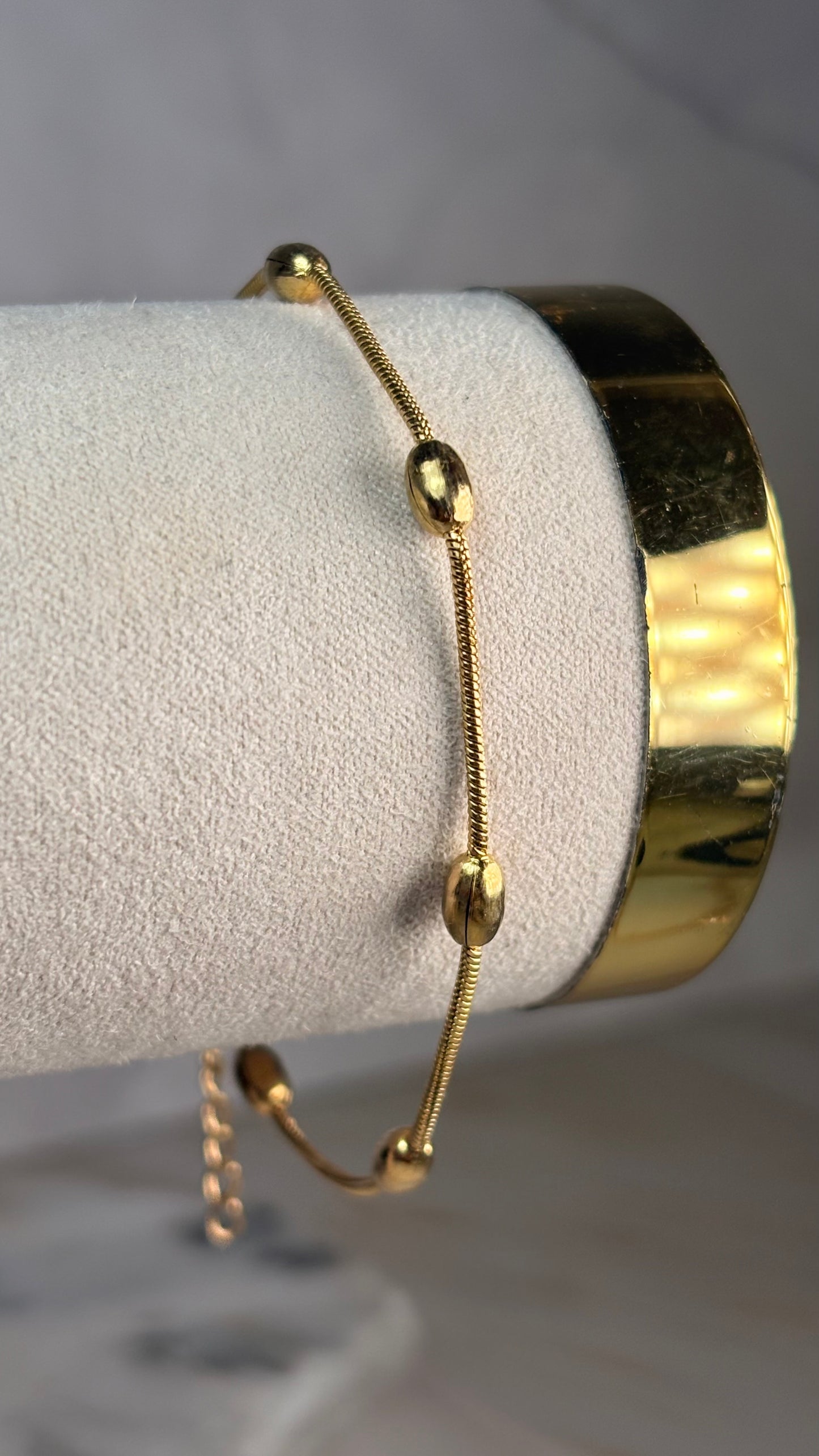 pulsera basica balines dorado