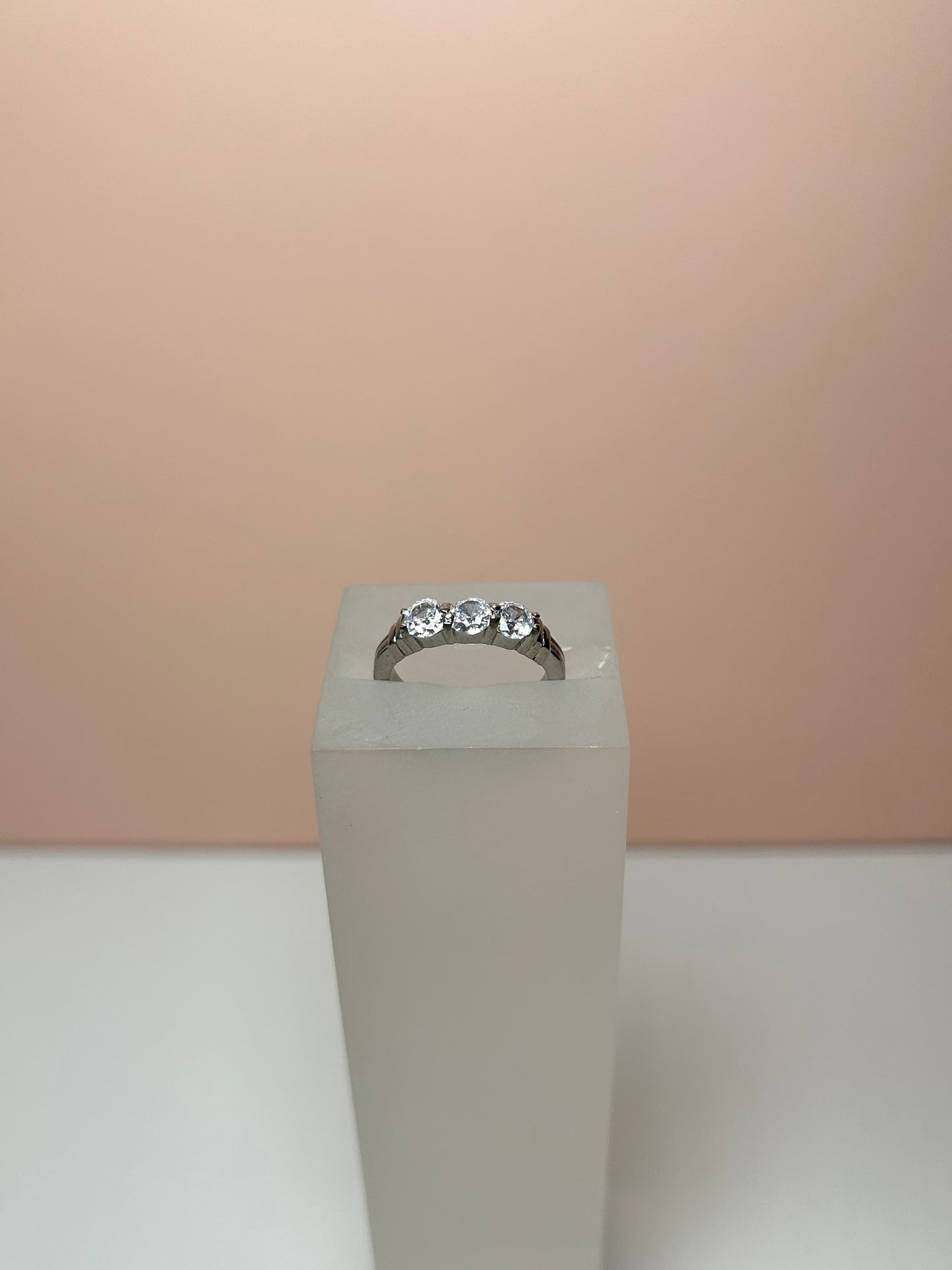 Anillo cristales triple silver