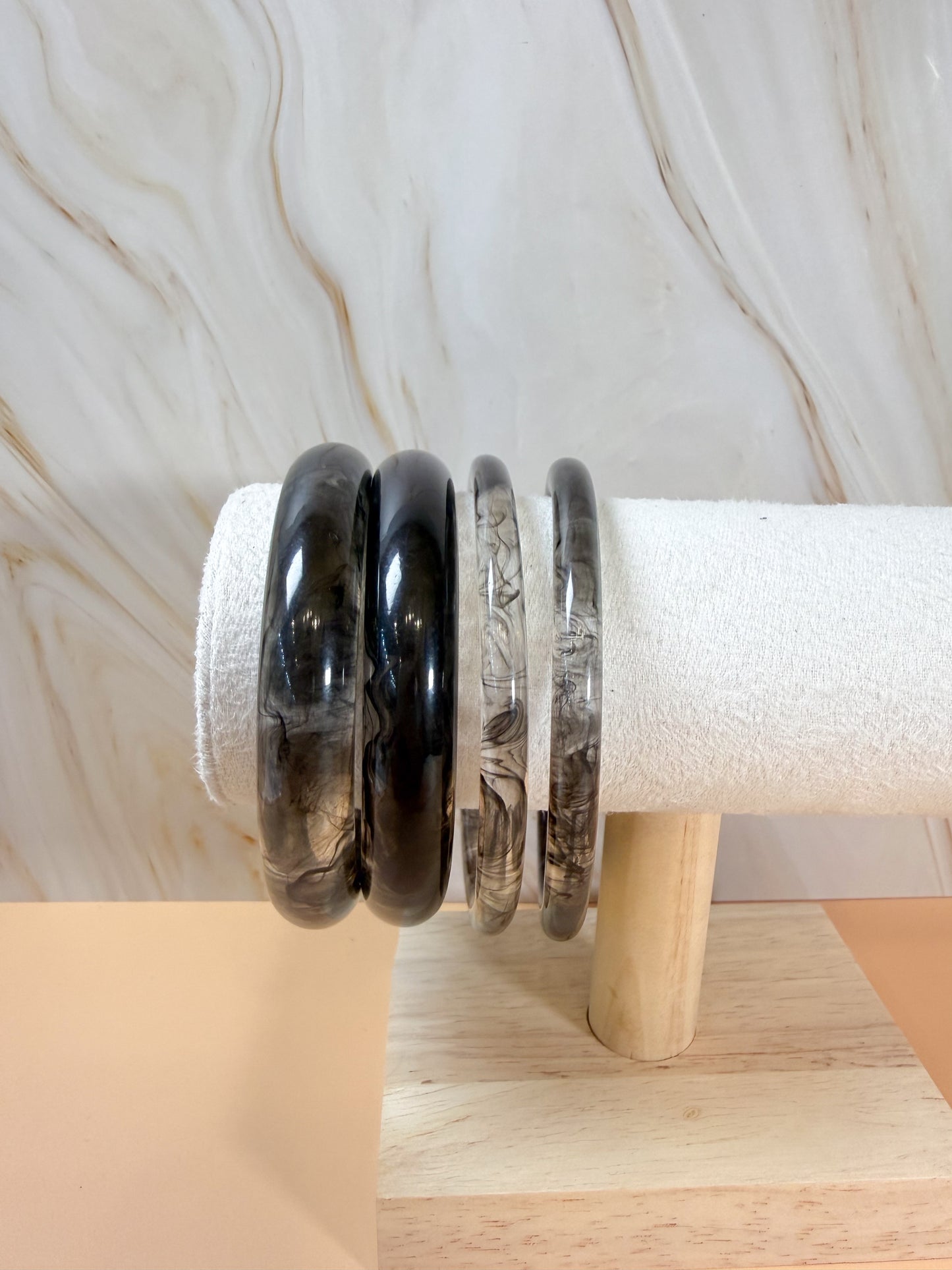 Brazaletes mármol negro